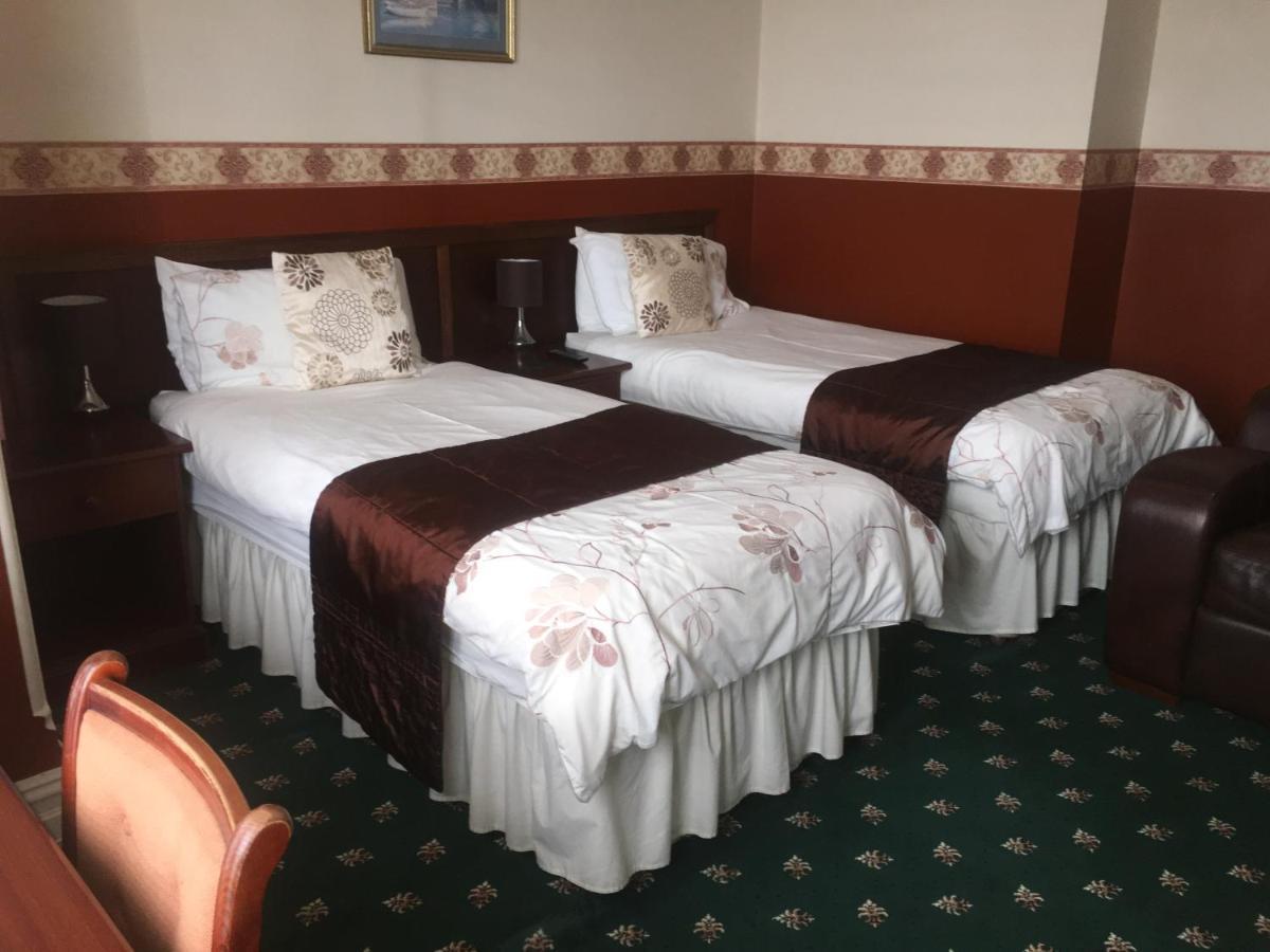 The Edwardian 4*