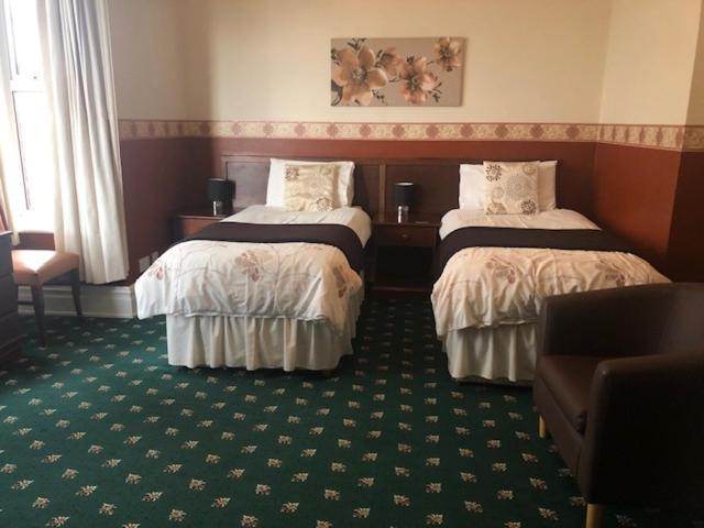 The Edwardian 4*